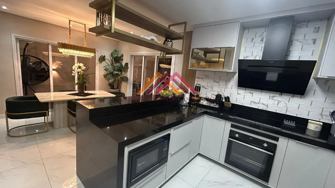 Foto 9 de Sobrado com 3 quartos à venda, 238m2 em Villa Verde, Franco Da Rocha - SP