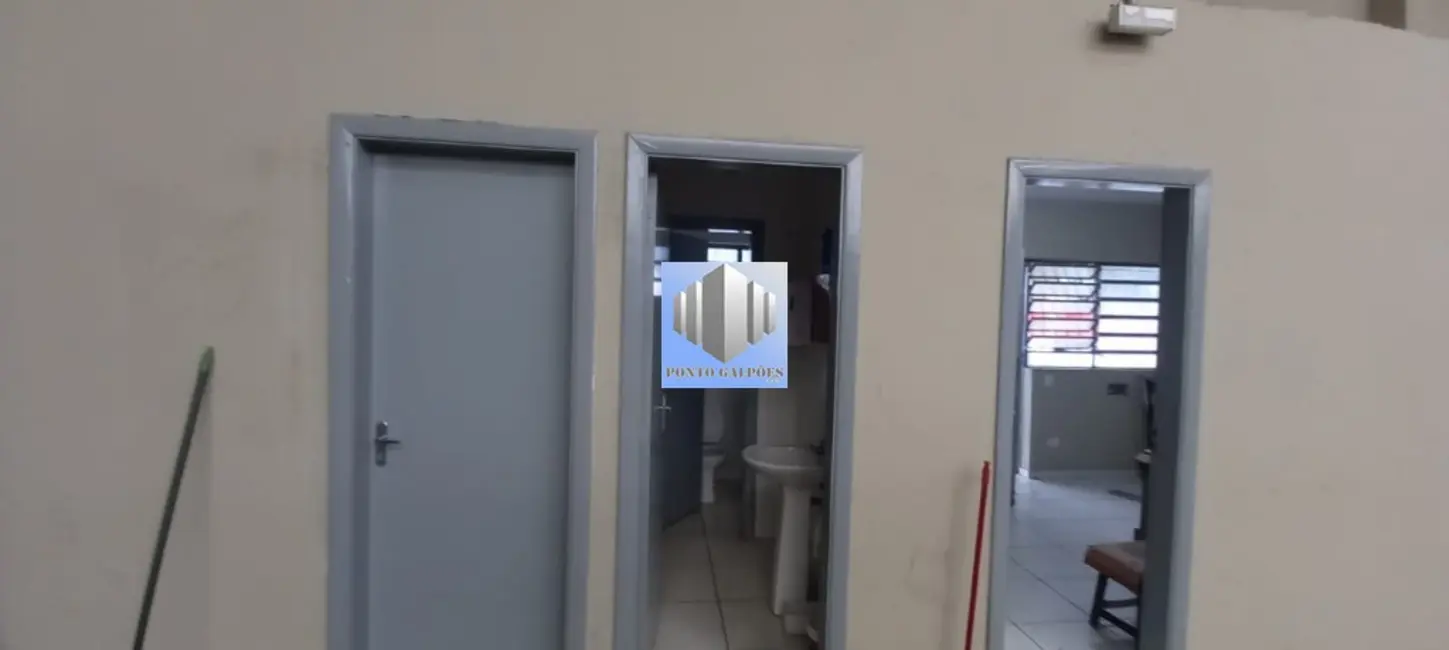 Armazém / Galpão para alugar, 1500m2 em Jardim São Geraldo, Guarulhos - SP - imagem 8 Foto 8 de Armazém / Galpão para alugar, 1500m2 em Jardim São Geraldo, Guarulhos - SP