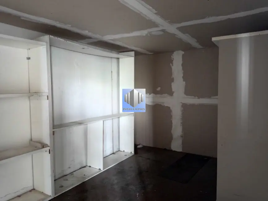 Armazém / Galpão para alugar, 580m2 em Vila das Bandeiras, Guarulhos - SP - imagem 4 Foto 4 de Armazém / Galpão para alugar, 580m2 em Vila das Bandeiras, Guarulhos - SP