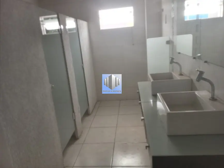 Armazém / Galpão para alugar, 1300m2 em Cidade Industrial Satélite de São Paulo, Guarulhos - SP - imagem 3 Foto 3 de Armazém / Galpão para alugar, 1300m2 em Cidade Industrial Satélite de São Paulo, Guarulhos - SP