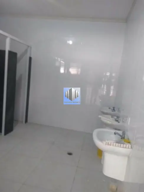 Armazém / Galpão para alugar, 700m2 em Jardim Presidente Dutra, Guarulhos - SP - imagem 8 Foto 8 de Armazém / Galpão para alugar, 700m2 em Jardim Presidente Dutra, Guarulhos - SP