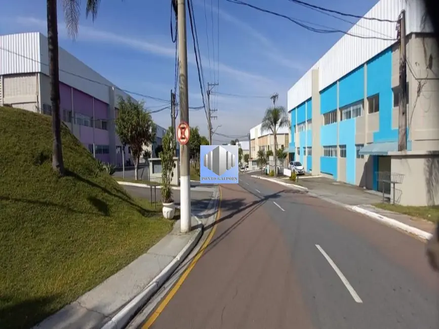 Foto 2 de Armazém / Galpão para alugar, 675m2 em Parque Santana, Santana De Parnaiba - SP