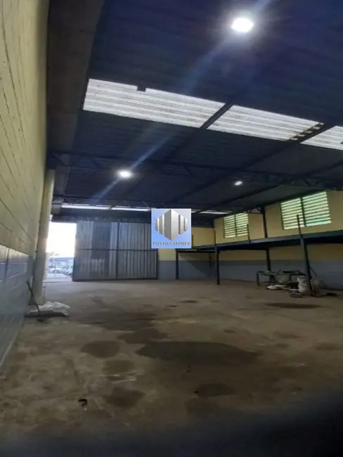 Armazém / Galpão para alugar, 300m2 em Cidade Industrial Satélite de São Paulo, Guarulhos - SP - imagem 5 Foto 5 de Armazém / Galpão para alugar, 300m2 em Cidade Industrial Satélite de São Paulo, Guarulhos - SP