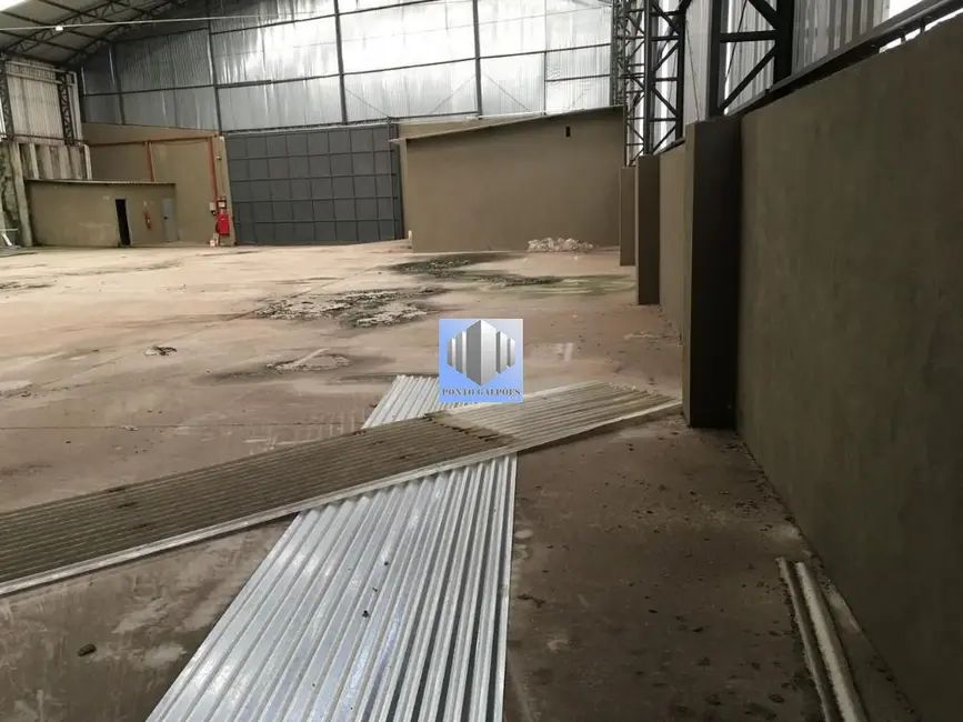 Foto 7 de Armazém / Galpão para alugar, 1000m2 em Metalúrgicos, Osasco - SP