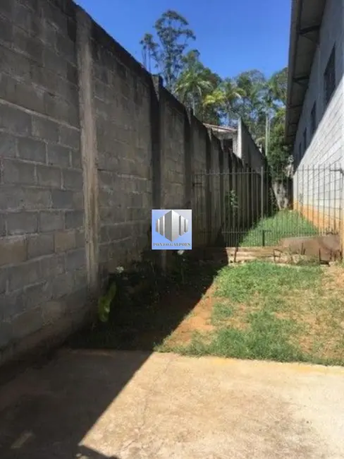 Armazém / Galpão à venda, 750m2 em Sao Jose Dos Campos - SP - imagem 4 Foto 4 de Armazém / Galpão à venda, 750m2 em Sao Jose Dos Campos - SP