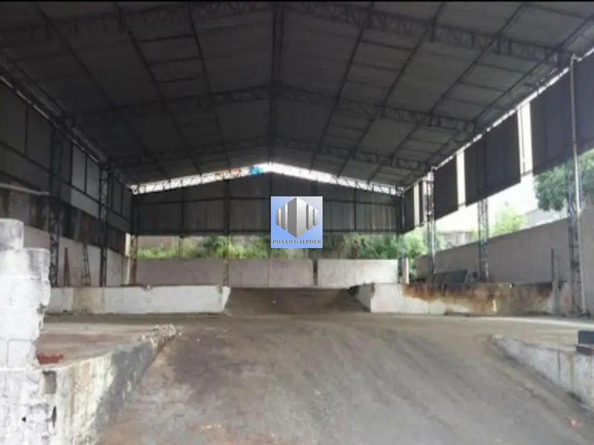 Foto 2 de Armazém / Galpão à venda, 720m2 em Parque Císper, São Paulo - SP