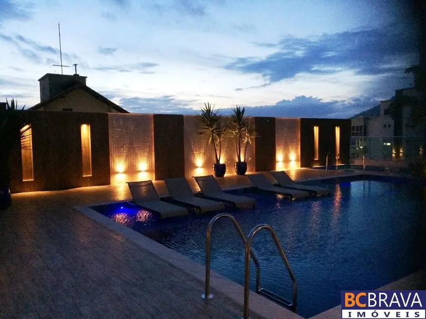 Foto 9 de Apartamento com 4 quartos à venda, 140m2 em Centro, Balneario Camboriu - SC