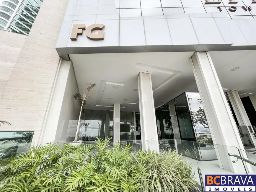 Foto 9 de Sala Comercial à venda, 375m2 em Balneario Camboriu - SC