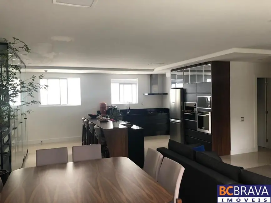 Foto 4 de Apartamento com 4 quartos à venda, 150m2 em Pioneiros, Balneario Camboriu - SC