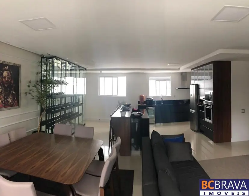 Foto 2 de Apartamento com 4 quartos à venda, 150m2 em Pioneiros, Balneario Camboriu - SC