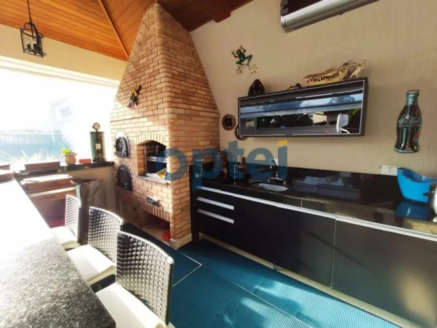 Casa de Condomínio com 7 quartos à venda, 500m2 em Acapulco, Guaruja - SP - imagem 8 Foto 8 de Casa de Condomínio com 7 quartos à venda, 500m2 em Acapulco, Guaruja - SP