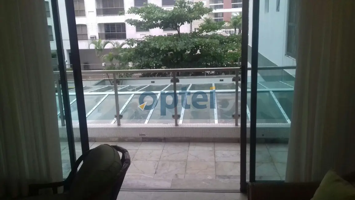 Apartamento com 4 quartos à venda, 170m2 em Enseada, Guaruja - SP - imagem 7 Foto 7 de Apartamento com 4 quartos à venda, 170m2 em Enseada, Guaruja - SP