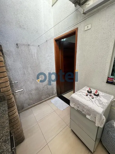 Sobrado com 3 quartos à venda, 86m2 em Jardim Jamaica, Santo Andre - SP - imagem 4 Foto 4 de Sobrado com 3 quartos à venda, 86m2 em Jardim Jamaica, Santo Andre - SP
