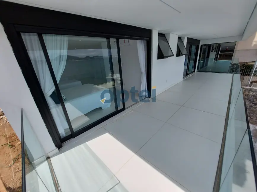 Casa de Condomínio com 6 quartos à venda, 1000m2 em Guaruja - SP - imagem 5 Foto 5 de Casa de Condomínio com 6 quartos à venda, 1000m2 em Guaruja - SP