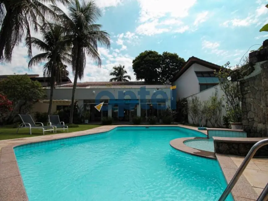 Casa de Condomínio com 5 quartos à venda, 500m2 em Acapulco, Guaruja - SP - imagem 6 Foto 6 de Casa de Condomínio com 5 quartos à venda, 500m2 em Acapulco, Guaruja - SP