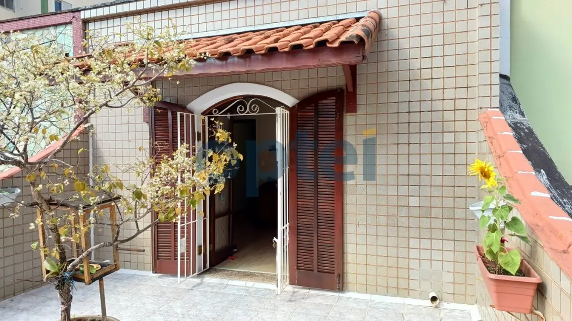 Casa com 3 quartos à venda, 133m2 em Rudge Ramos, Sao Bernardo Do Campo - SP - imagem 6 Foto 6 de Casa com 3 quartos à venda, 133m2 em Rudge Ramos, Sao Bernardo Do Campo - SP