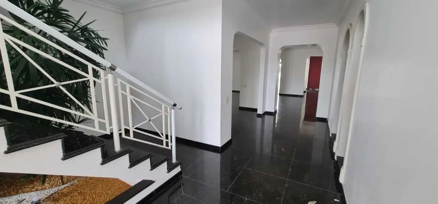 Casa de Condomínio com 5 quartos à venda, 724m2 em Jardim Acapulco, Guaruja - SP - imagem 6 Foto 6 de Casa de Condomínio com 5 quartos à venda, 724m2 em Jardim Acapulco, Guaruja - SP