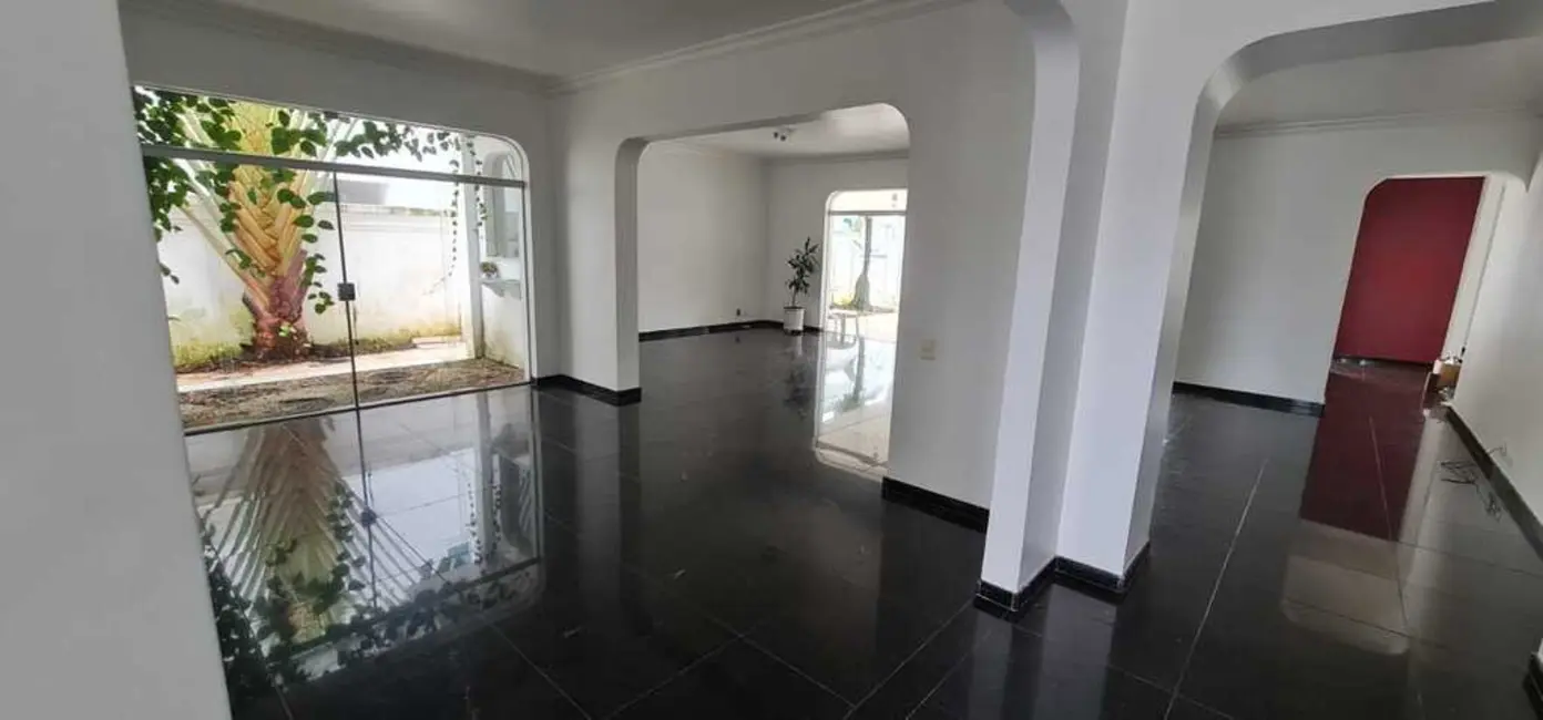 Casa de Condomínio com 5 quartos à venda, 724m2 em Jardim Acapulco, Guaruja - SP - imagem 5 Foto 5 de Casa de Condomínio com 5 quartos à venda, 724m2 em Jardim Acapulco, Guaruja - SP