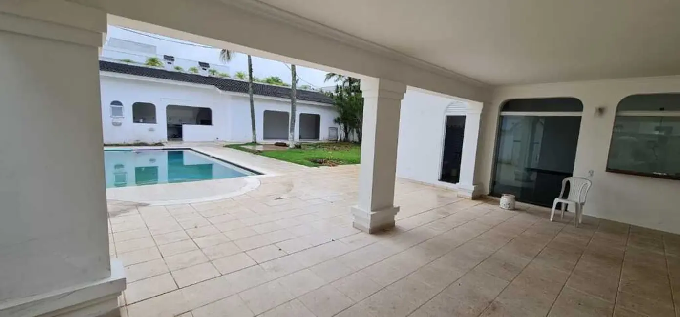 Casa de Condomínio com 5 quartos à venda, 724m2 em Jardim Acapulco, Guaruja - SP - imagem 9 Foto 9 de Casa de Condomínio com 5 quartos à venda, 724m2 em Jardim Acapulco, Guaruja - SP