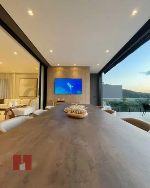 Casa com 4 quartos à venda, 450m2 em Alphaville, Santana De Parnaiba - SP - imagem 9 Foto 9 de Casa com 4 quartos à venda, 450m2 em Alphaville, Santana De Parnaiba - SP