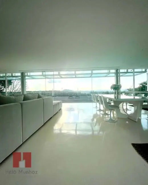 Casa com 3 quartos à venda, 986m2 em Alphaville, Santana De Parnaiba - SP - imagem 4 Foto 4 de Casa com 3 quartos à venda, 986m2 em Alphaville, Santana De Parnaiba - SP