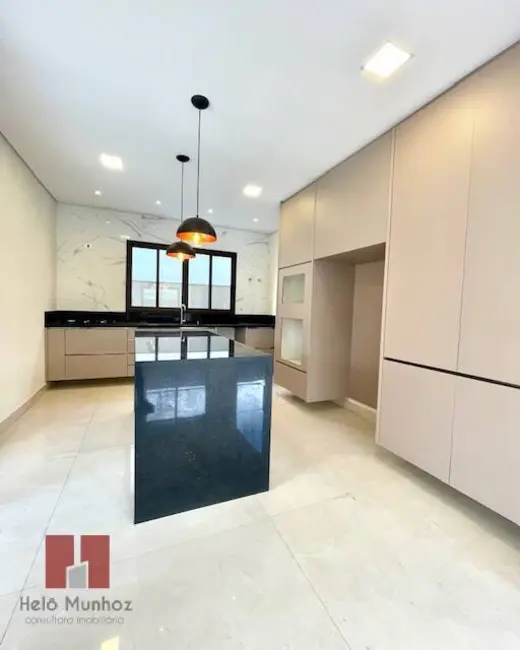 Casa à venda, 450m2 em Alphaville, Santana De Parnaiba - SP - imagem 6 Foto 6 de Casa à venda, 450m2 em Alphaville, Santana De Parnaiba - SP