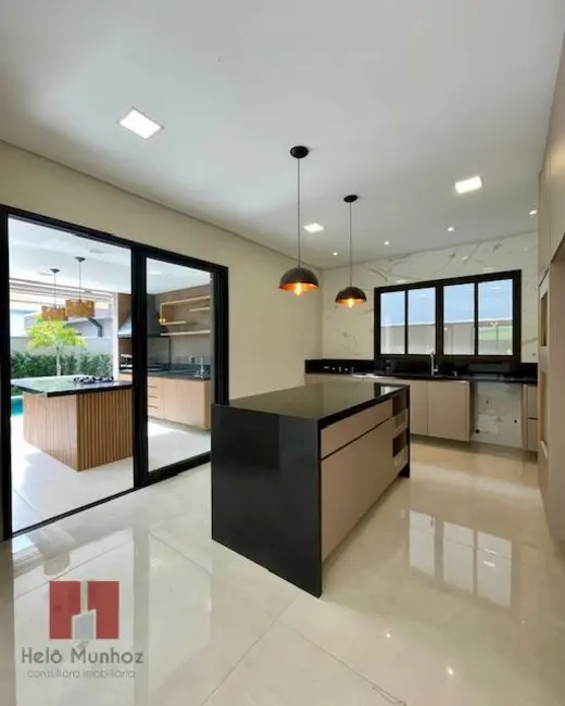 Casa à venda, 450m2 em Alphaville, Santana De Parnaiba - SP - imagem 8 Foto 8 de Casa à venda, 450m2 em Alphaville, Santana De Parnaiba - SP