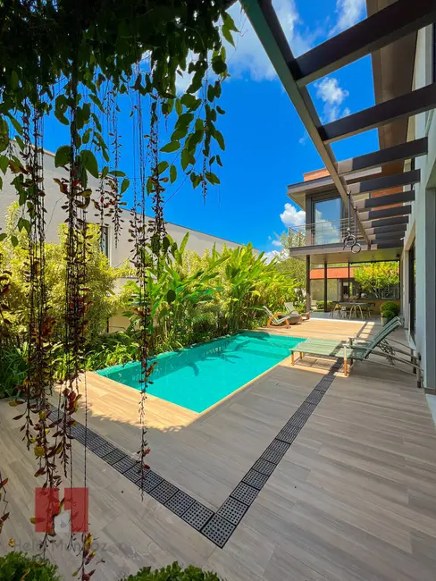 Foto 1 de Casa com 4 quartos à venda, 490m2 em Alphaville, Santana De Parnaiba - SP