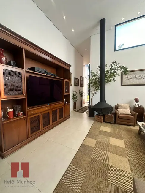 Casa com 3 quartos à venda, 420m2 em Alphaville, Santana De Parnaiba - SP - imagem 7 Foto 7 de Casa com 3 quartos à venda, 420m2 em Alphaville, Santana De Parnaiba - SP