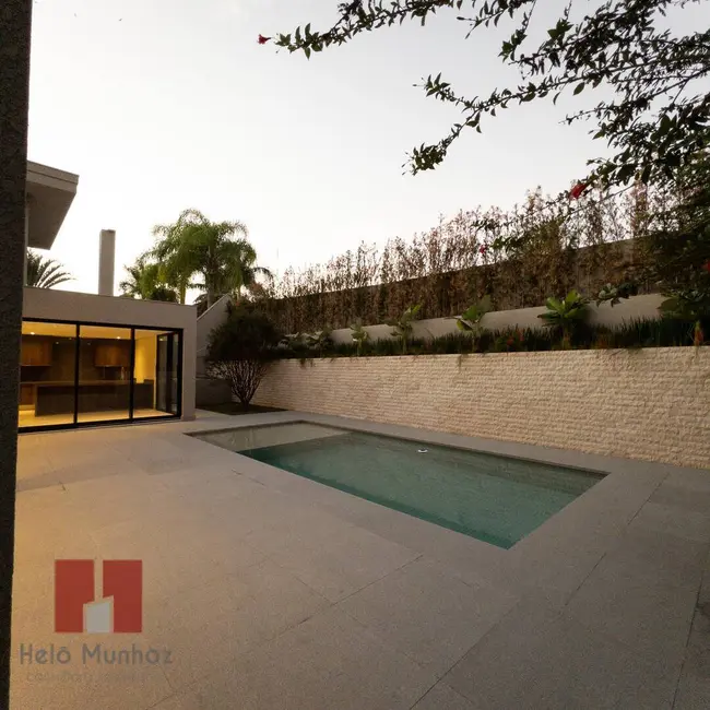Casa com 4 quartos à venda, 753m2 em Alphaville, Santana De Parnaiba - SP - imagem 4 Foto 4 de Casa com 4 quartos à venda, 753m2 em Alphaville, Santana De Parnaiba - SP