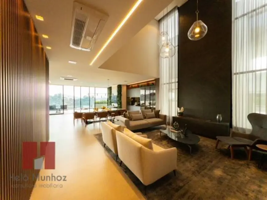 Casa com 4 quartos à venda, 490m2 em Alphaville, Santana De Parnaiba - SP - imagem 3 Foto 3 de Casa com 4 quartos à venda, 490m2 em Alphaville, Santana De Parnaiba - SP