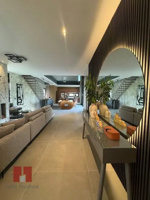 Foto 4 de Casa com 5 quartos à venda e para alugar, 525m2 em Alphaville, Santana De Parnaiba - SP