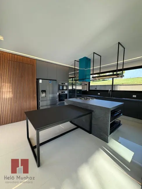 Casa com 4 quartos à venda, 542m2 em Alphaville, Santana De Parnaiba - SP - imagem 7 Foto 7 de Casa com 4 quartos à venda, 542m2 em Alphaville, Santana De Parnaiba - SP