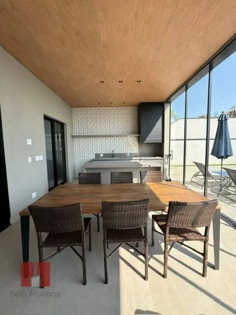 Casa com 4 quartos à venda e para alugar, 490m2 em Alphaville, Santana De Parnaiba - SP - imagem 6 Foto 6 de Casa com 4 quartos à venda e para alugar, 490m2 em Alphaville, Santana De Parnaiba - SP