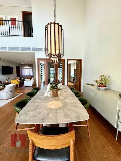 Casa com 5 quartos à venda, 758m2 em Alphaville, Santana De Parnaiba - SP - imagem 8 Foto 8 de Casa com 5 quartos à venda, 758m2 em Alphaville, Santana De Parnaiba - SP