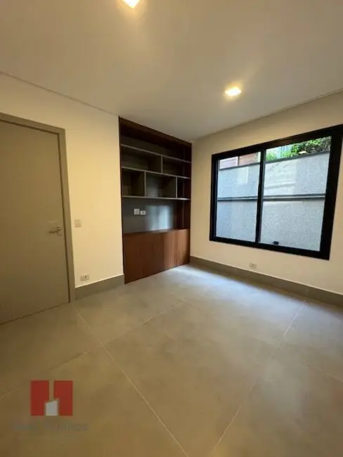 Casa com 4 quartos à venda, 479m2 em Alphaville, Santana De Parnaiba - SP - imagem 4 Foto 4 de Casa com 4 quartos à venda, 479m2 em Alphaville, Santana De Parnaiba - SP