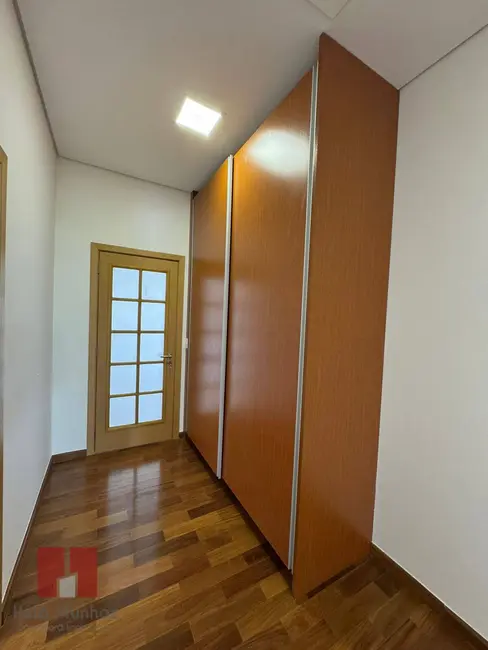 Casa com 3 quartos à venda, 490m2 em Alphaville, Santana De Parnaiba - SP - imagem 4 Foto 4 de Casa com 3 quartos à venda, 490m2 em Alphaville, Santana De Parnaiba - SP