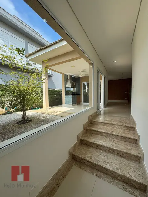 Foto 1 de Casa com 3 quartos à venda, 490m2 em Alphaville, Santana De Parnaiba - SP