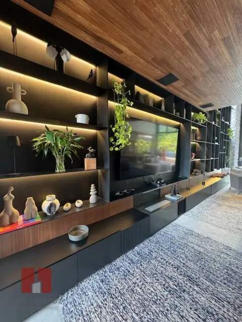 Casa com 3 quartos à venda, 490m2 em Alphaville, Santana De Parnaiba - SP - imagem 4 Foto 4 de Casa com 3 quartos à venda, 490m2 em Alphaville, Santana De Parnaiba - SP