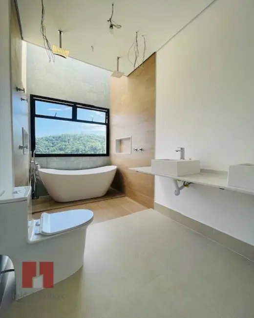 Casa com 4 quartos à venda, 453m2 em Alphaville, Santana De Parnaiba - SP - imagem 8 Foto 8 de Casa com 4 quartos à venda, 453m2 em Alphaville, Santana De Parnaiba - SP