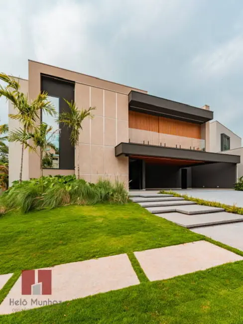 Foto 1 de Casa com 4 quartos à venda, 710m2 em Alphaville Residencial Um, Barueri - SP
