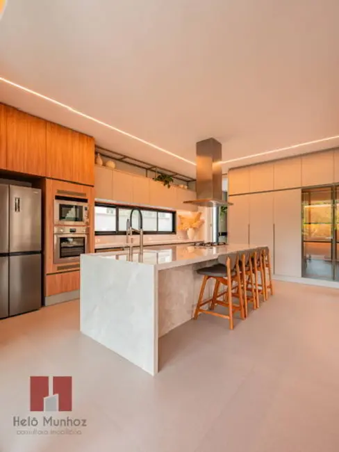 Foto 6 de Casa com 4 quartos à venda, 710m2 em Alphaville Residencial Um, Barueri - SP