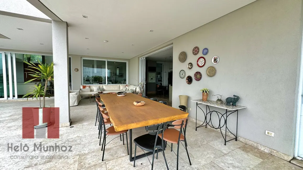 Casa com 4 quartos à venda, 1170m2 em Alphaville, Santana De Parnaiba - SP - imagem 4 Foto 4 de Casa com 4 quartos à venda, 1170m2 em Alphaville, Santana De Parnaiba - SP