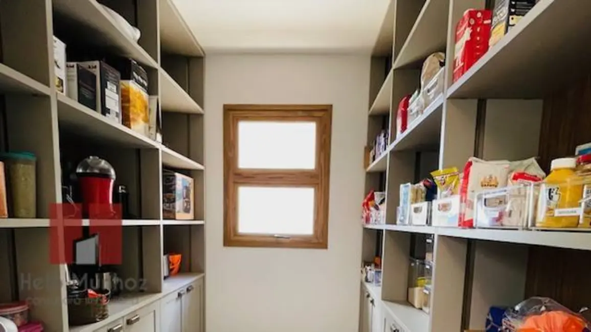 Casa com 5 quartos à venda, 1200m2 em Tamboré, Santana De Parnaiba - SP - imagem 8 Foto 8 de Casa com 5 quartos à venda, 1200m2 em Tamboré, Santana De Parnaiba - SP