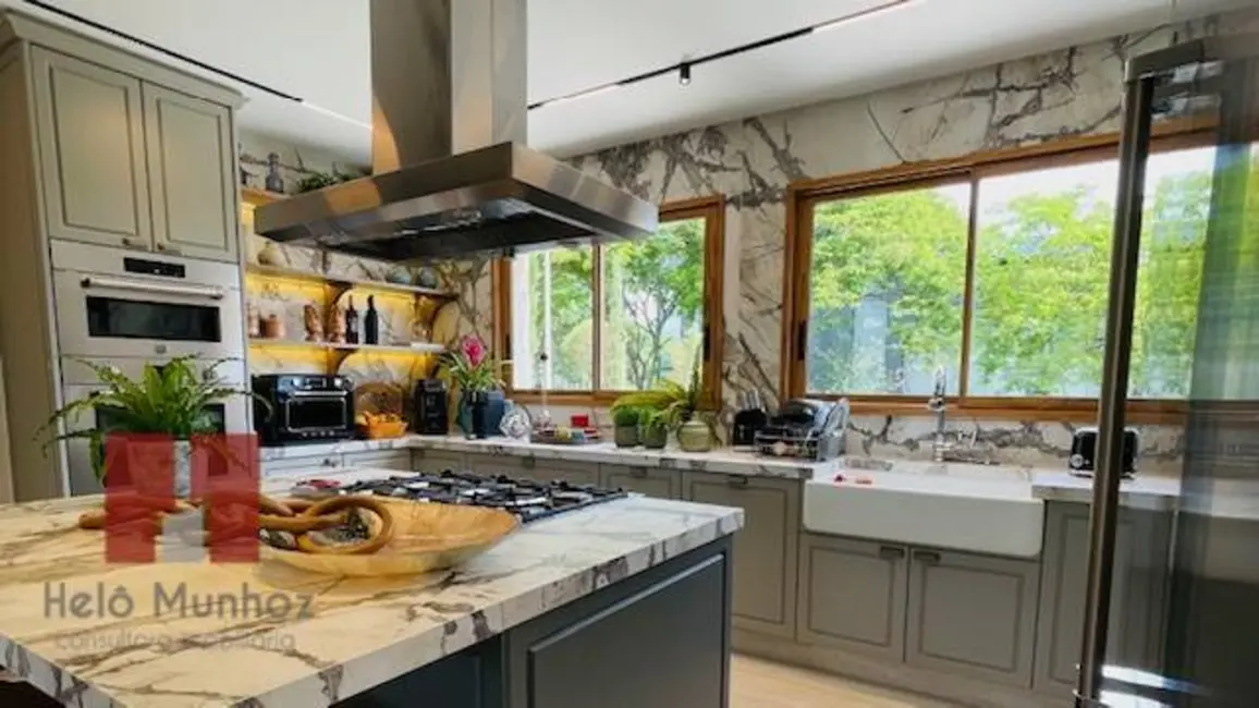 Casa com 5 quartos à venda, 1200m2 em Tamboré, Santana De Parnaiba - SP - imagem 6 Foto 6 de Casa com 5 quartos à venda, 1200m2 em Tamboré, Santana De Parnaiba - SP