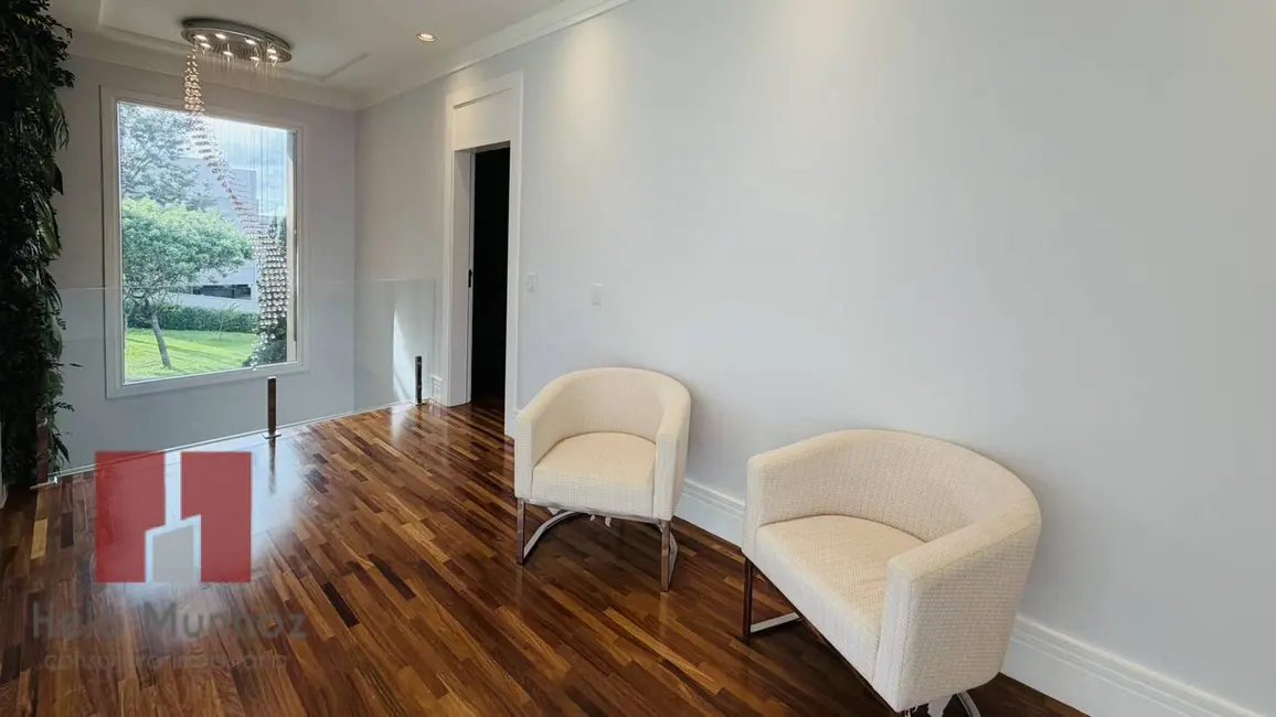 Casa com 3 quartos à venda, 490m2 em Alphaville, Santana De Parnaiba - SP - imagem 8 Foto 8 de Casa com 3 quartos à venda, 490m2 em Alphaville, Santana De Parnaiba - SP