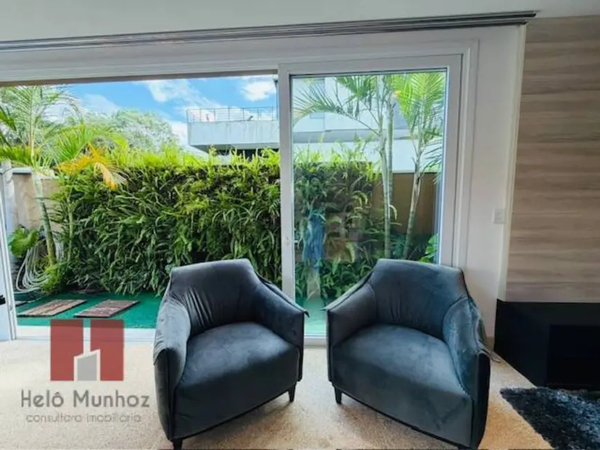 Casa com 3 quartos à venda, 490m2 em Alphaville, Santana De Parnaiba - SP - imagem 9 Foto 9 de Casa com 3 quartos à venda, 490m2 em Alphaville, Santana De Parnaiba - SP