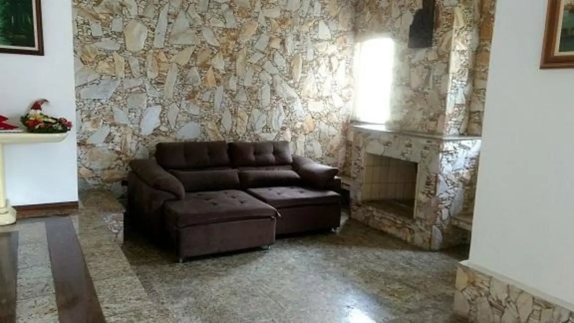 Sobrado com 4 quartos à venda, 730m2 em Interlagos, São Paulo - SP - imagem 5 Foto 5 de Sobrado com 4 quartos à venda, 730m2 em Interlagos, São Paulo - SP