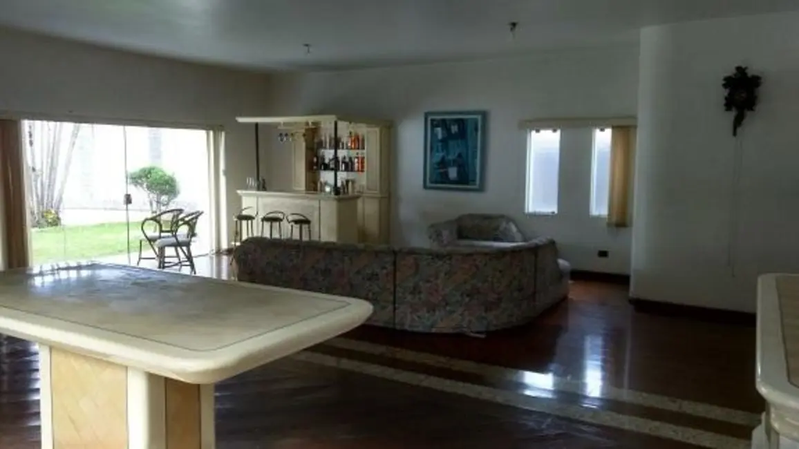 Sobrado com 4 quartos à venda, 730m2 em Interlagos, São Paulo - SP - imagem 8 Foto 8 de Sobrado com 4 quartos à venda, 730m2 em Interlagos, São Paulo - SP