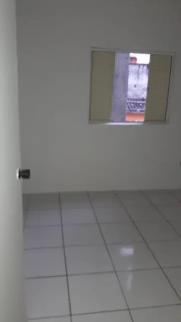 Foto 2 de Casa com 1 quarto à venda, 200m2 em Jardim das Imbuias, São Paulo - SP